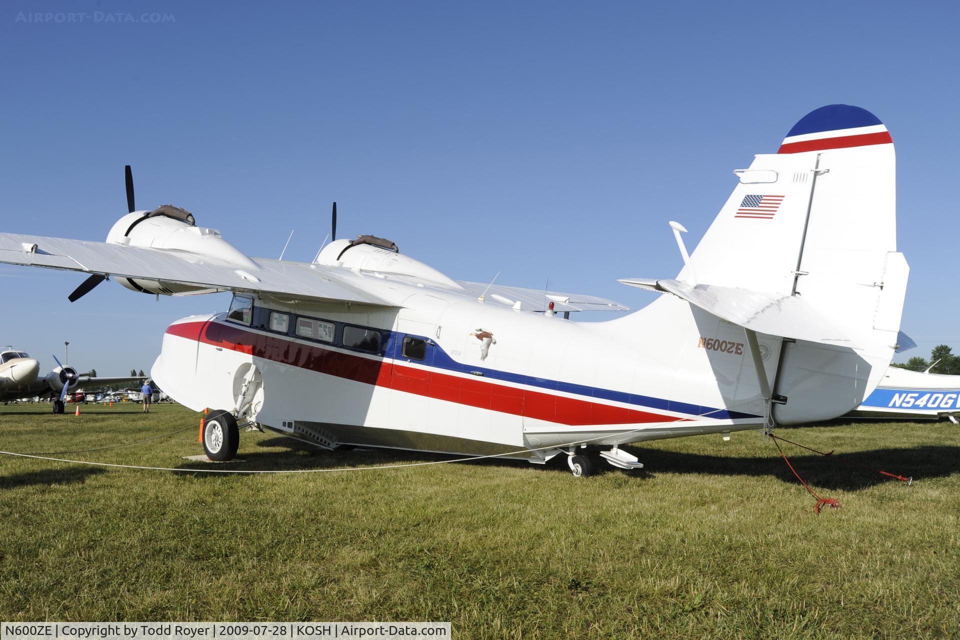 N600ZE, 1943 Grumman G-21A Goose C/N B-100, EAA AIRVENTURE 2009