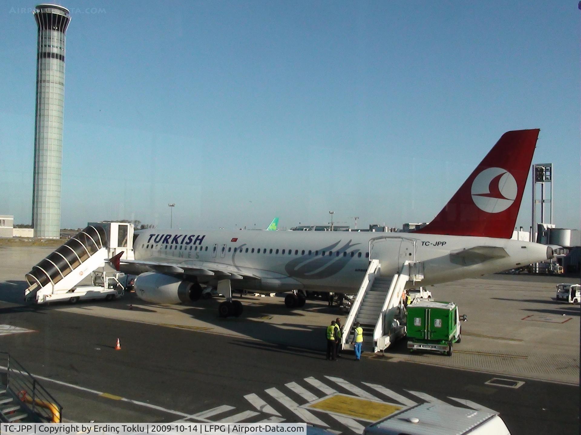 TC-JPP, 2008 Airbus A320-232 C/N 3603, Flight 1827 from Istanbul at T1 with the Central Tower in the back.