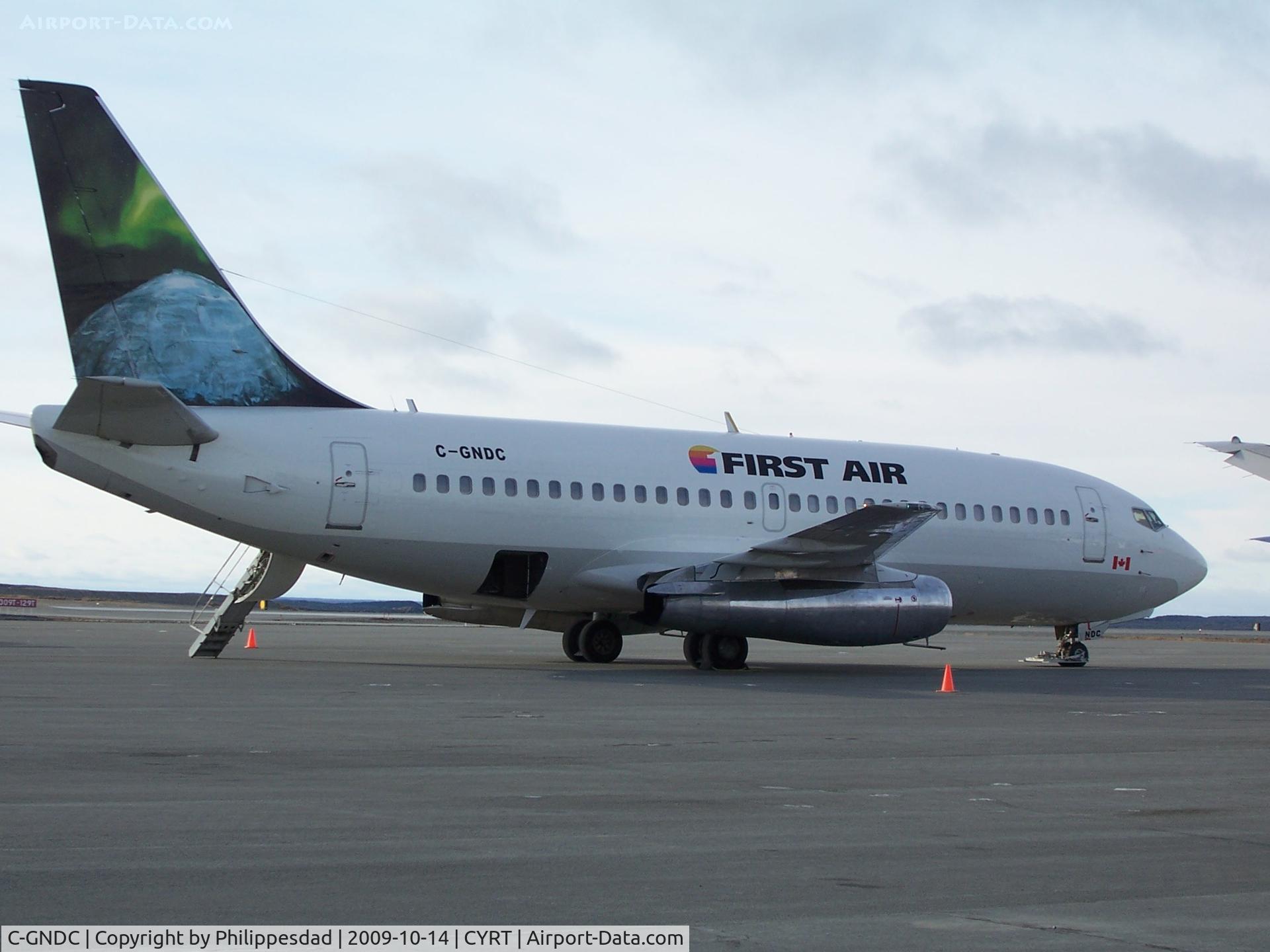 C-GNDC, 1979 Boeing 737-242C C/N 21728, C-GNDC at Rankin Inlet, 2009oct14