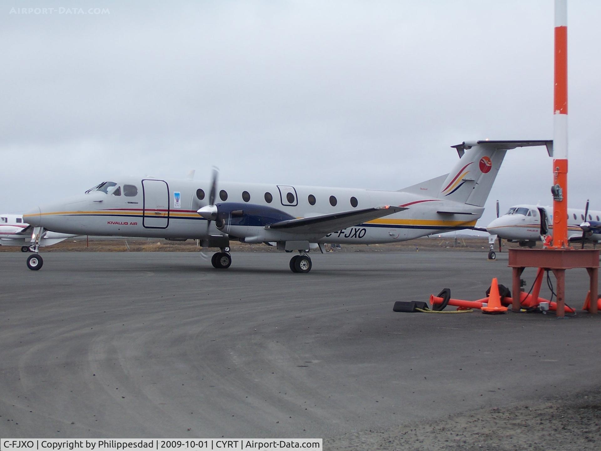 C-FJXO, 1990 Beech 1900C-1 C/N UC-124, C-FJXO at Rankin Inlet, NU 2009oct01