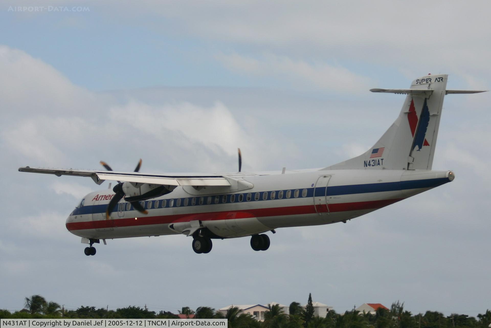 N431AT, 1994 ATR 72-212 C/N 431, landing at tncm
