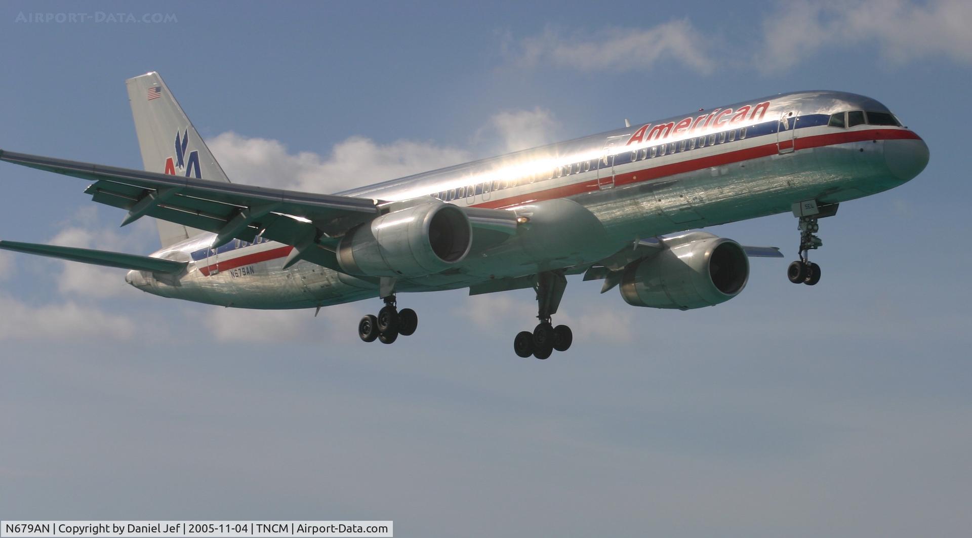 N679AN, 1999 Boeing 757-223F C/N 29589, Landing a TNCM