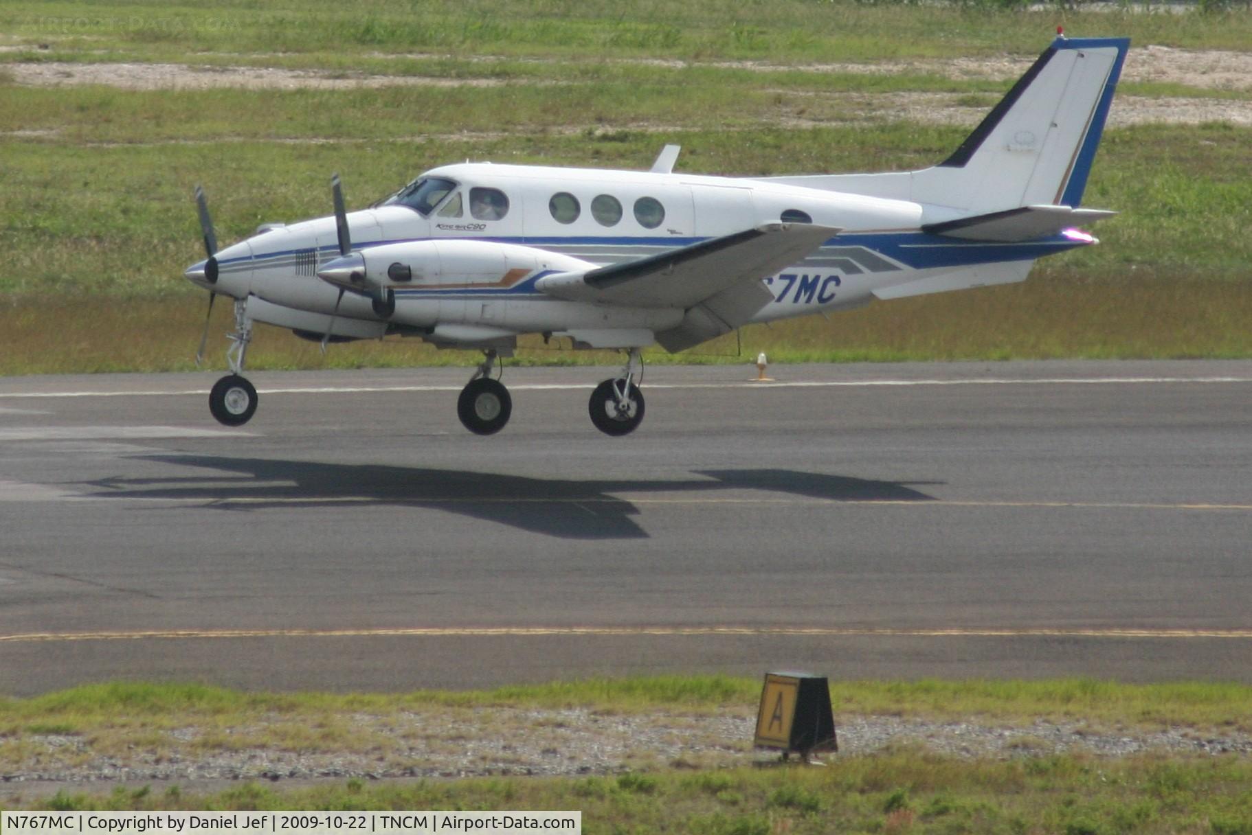 N767MC, 1973 Beech C90 C/N LJ-595, Landing at tncm