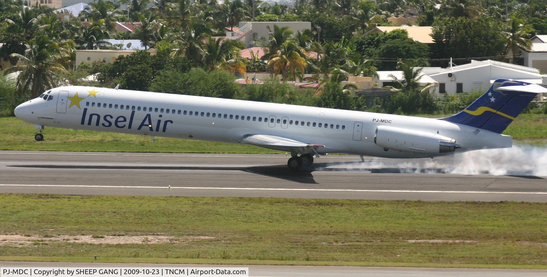 PJ-MDC, 1988 McDonnell Douglas MD-82 (DC-9-82) C/N 49434, insel leaving the make at tncm