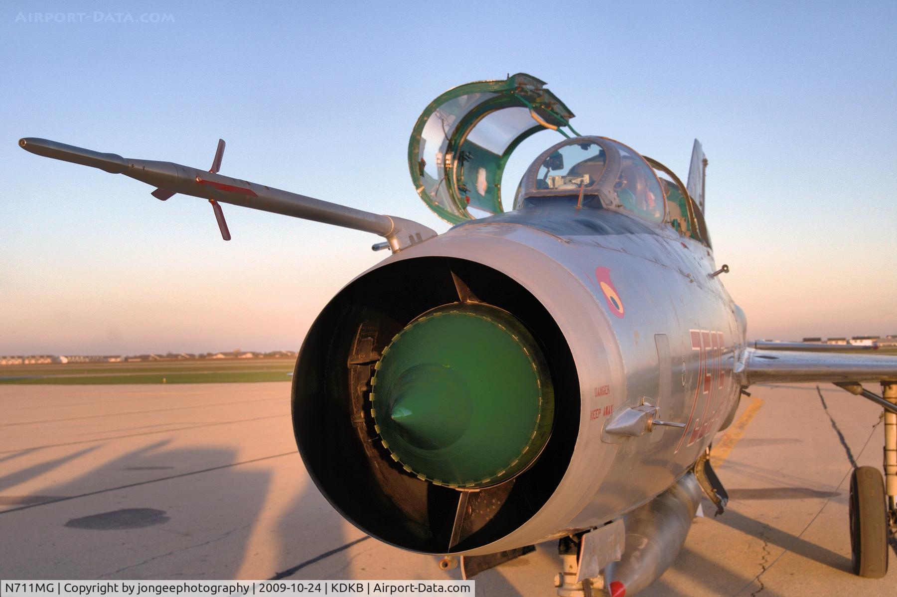 N711MG, 1973 Mikoyan-Gurevich MiG-21 C/N 5695175, on the Tarmac
