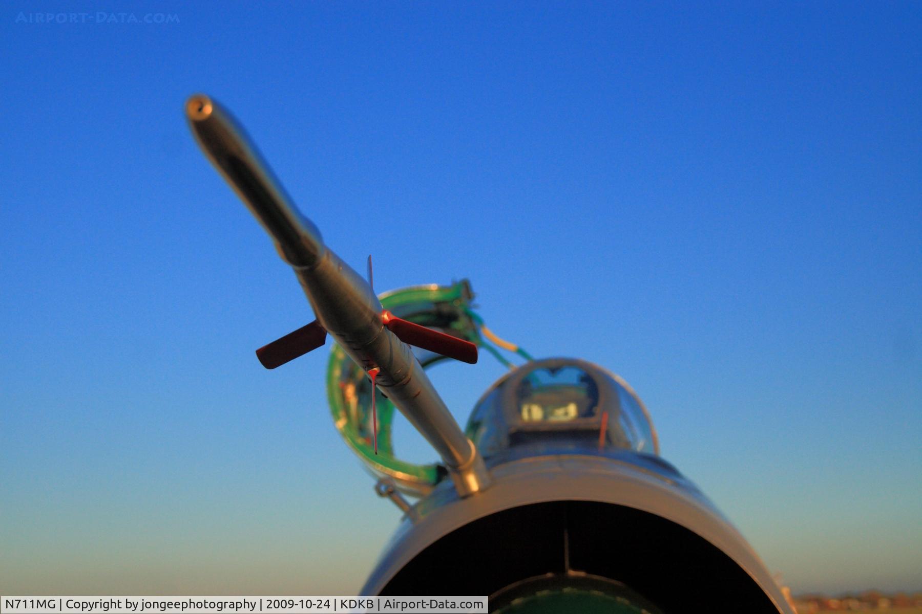 N711MG, 1973 Mikoyan-Gurevich MiG-21 C/N 5695175, Close Up