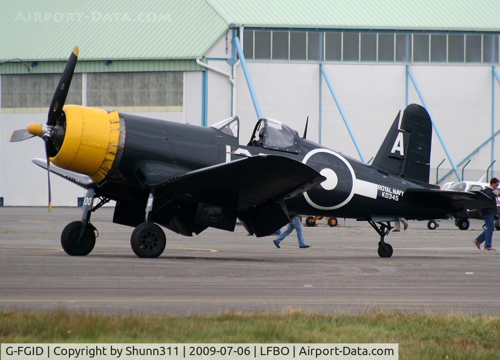 G-FGID, 1945 Goodyear FG-1D Corsair C/N 3111, Used as a demo aircraft during LFBP Open Day 2009