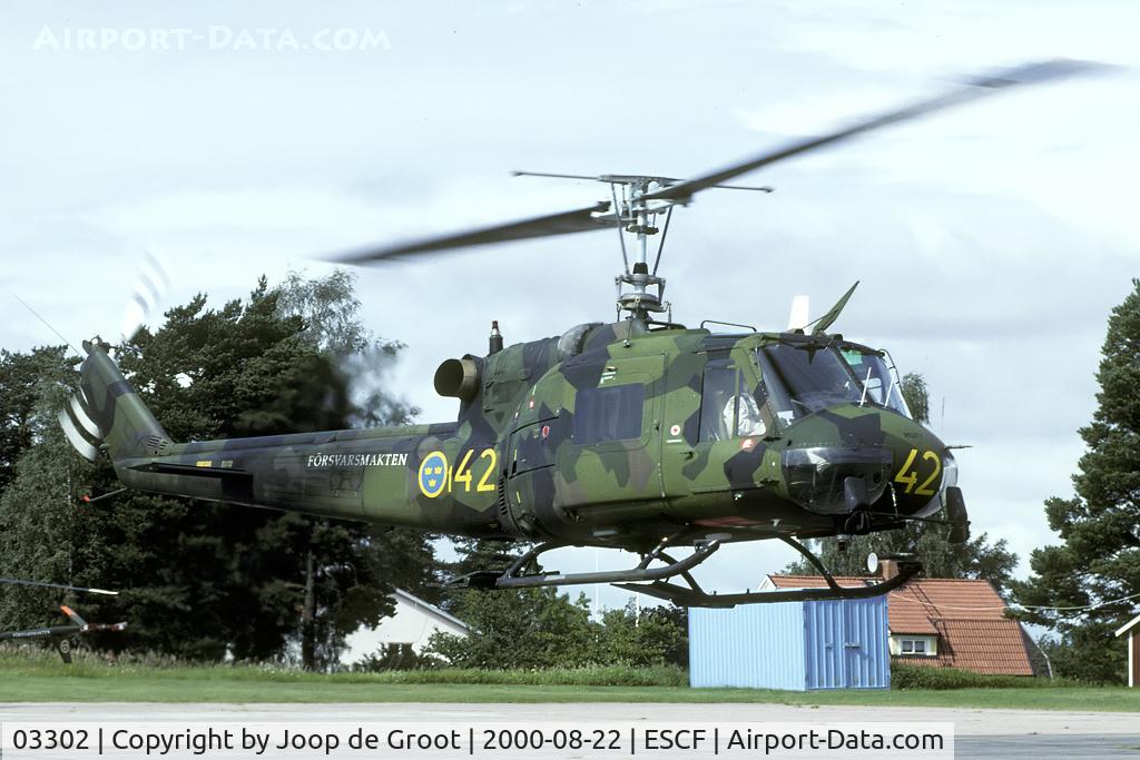 03302, Agusta Hkp3C (AB-204B) C/N 3015, Although still in army colours this Försvarsmaktens AB.204 did fly with the Swedish Joint Helicopter Wing.