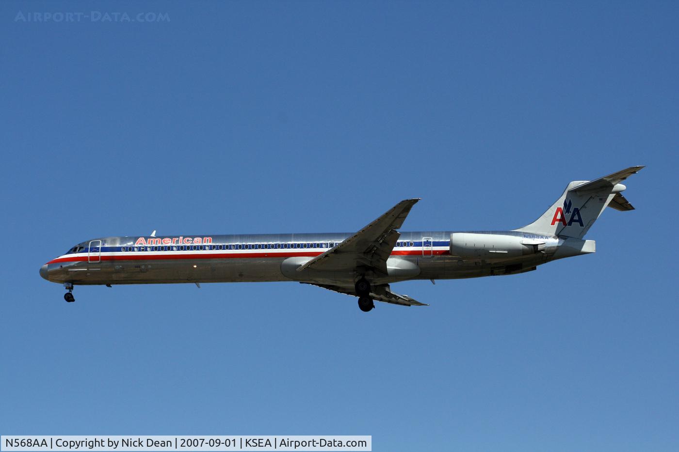 N568AA, 1987 McDonnell Douglas MD-83 (DC-9-83) C/N 49349, KSEA