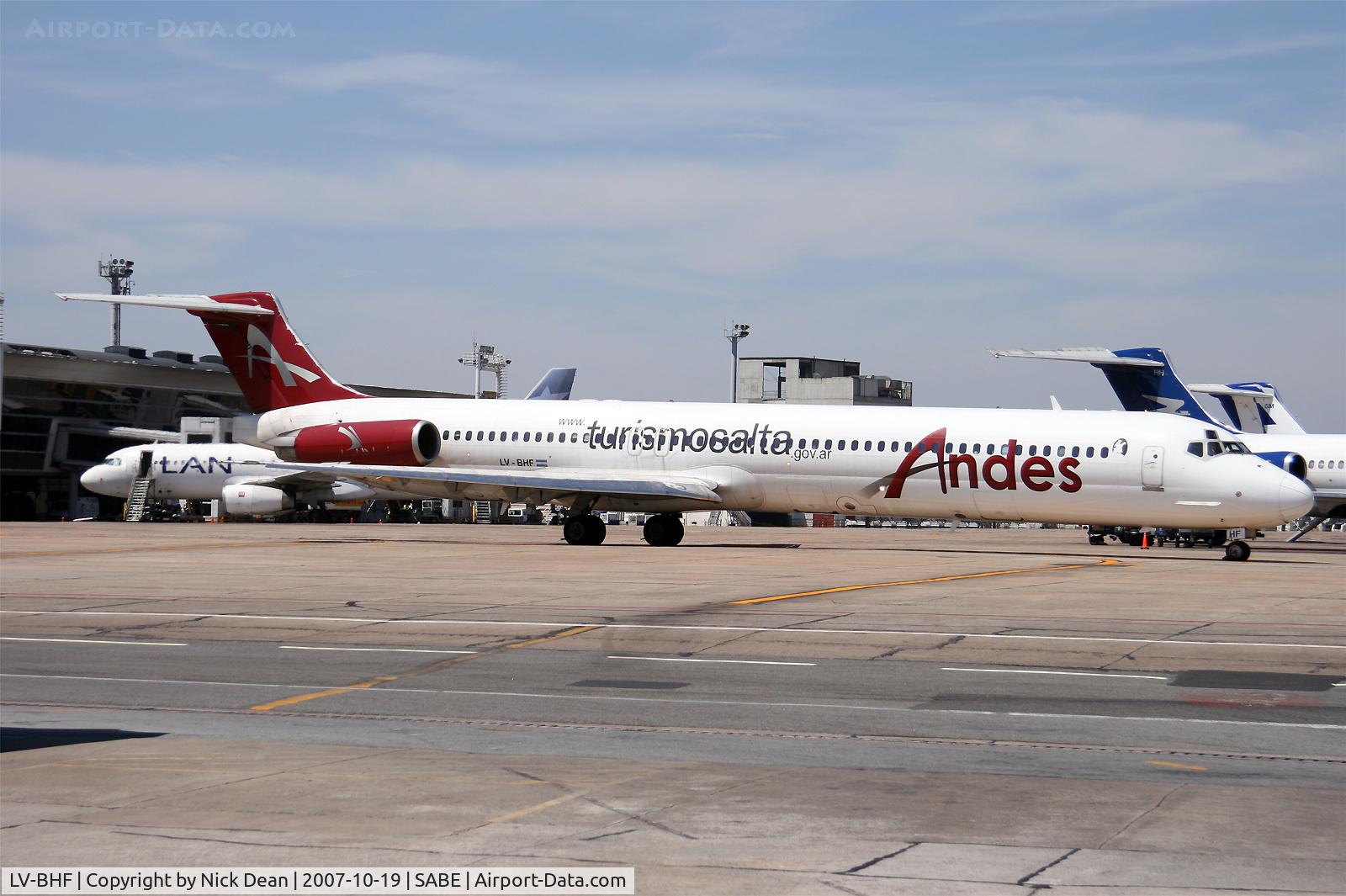 LV-BHF, 1988 McDonnell Douglas MD-82 (DC-9-82) C/N 49508, SABE