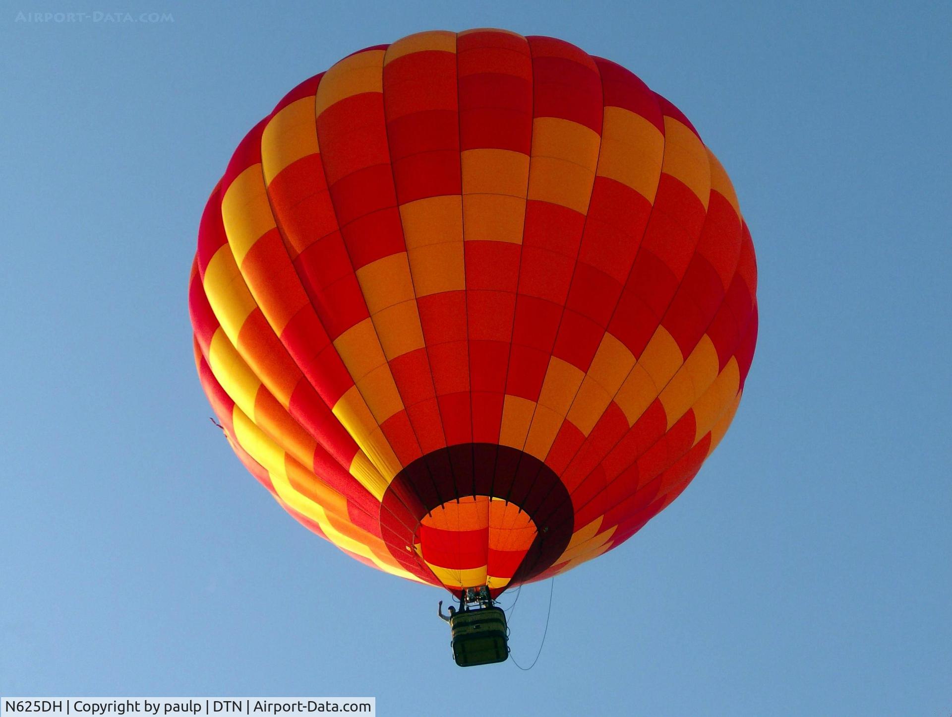 N625DH, 2007 Lindstrand Balloons 90A C/N 5359, Red River Balloon Festival.