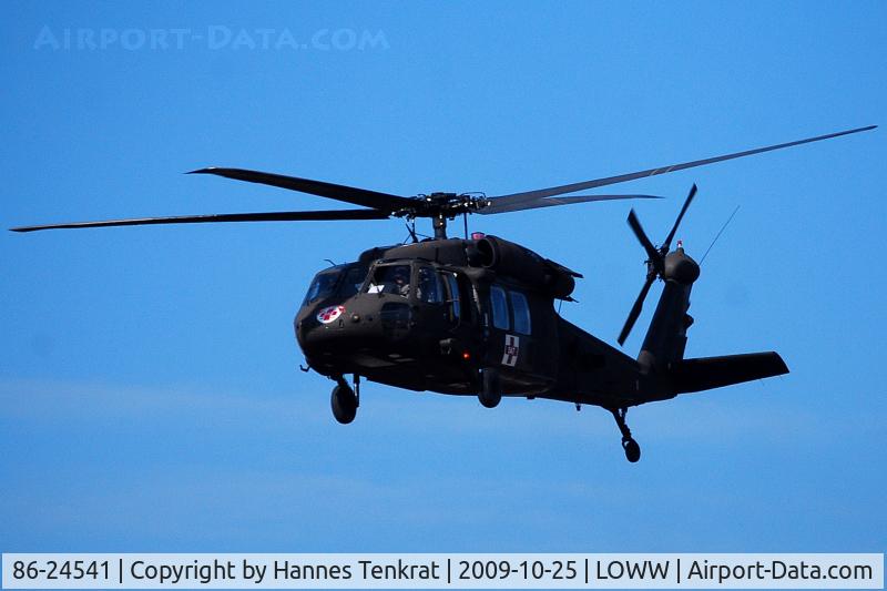 86-24541, Sikorsky UH-60A Blackhawk C/N 70.1047, USAF Black Hawk