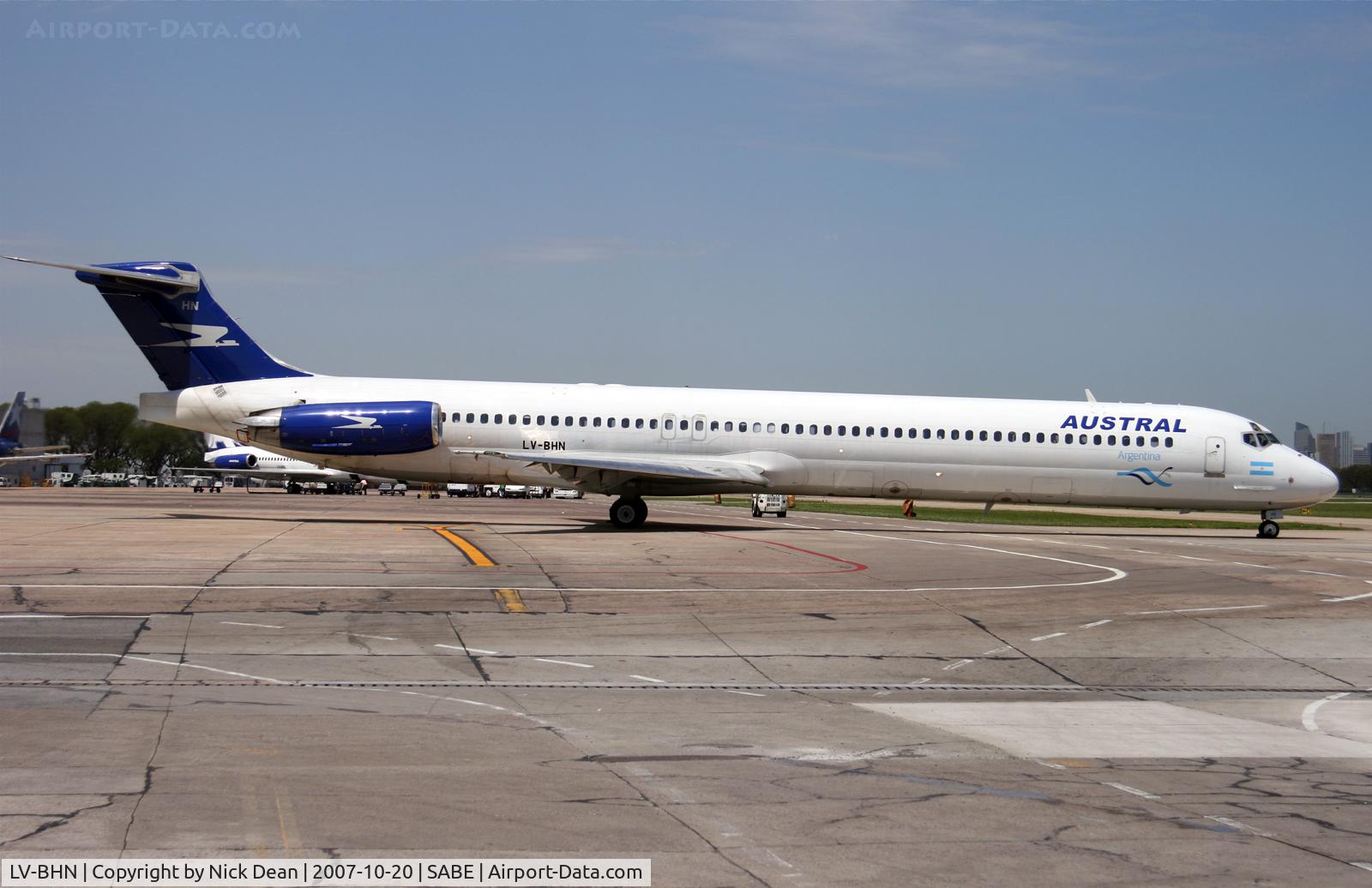 LV-BHN, 1996 McDonnell Douglas MD-83 (DC-9-83) C/N 53190, SABE