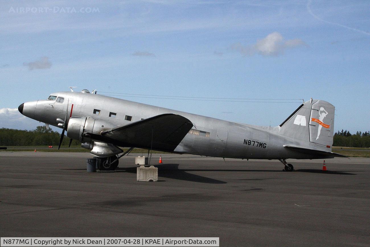 N877MG, 1949 Douglas DC-3C C/N 20806, KPAE