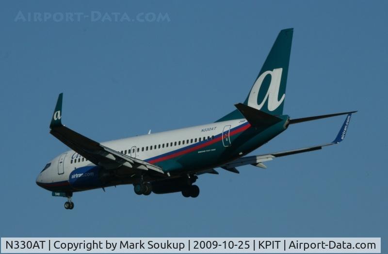 N330AT, 2007 Boeing 737-7BD C/N 36399, N330AT @ KPIT