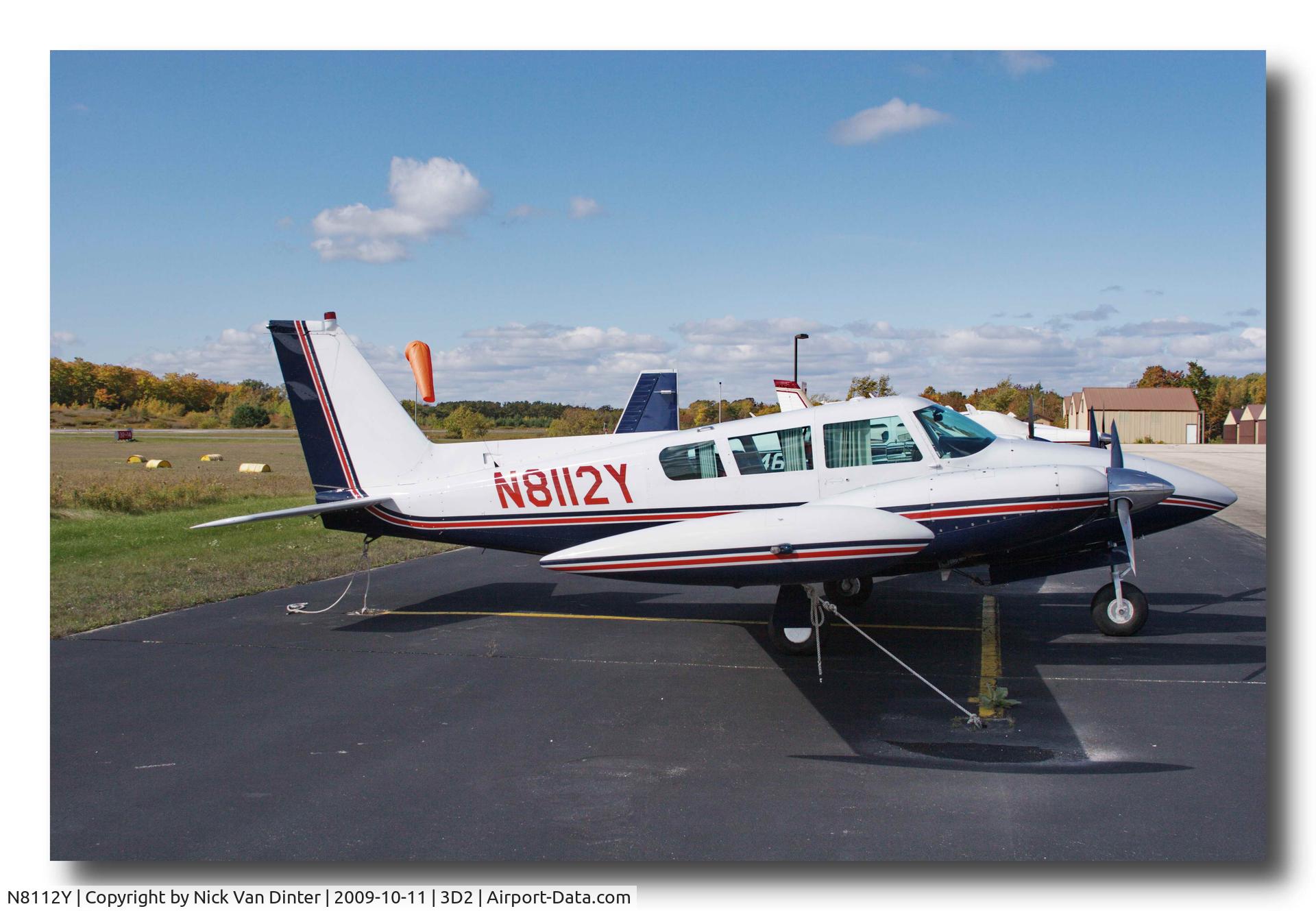N8112Y, 1966 Piper PA-30 Twin Comanche C/N 30-1220, A Nice in Day In Ephraim