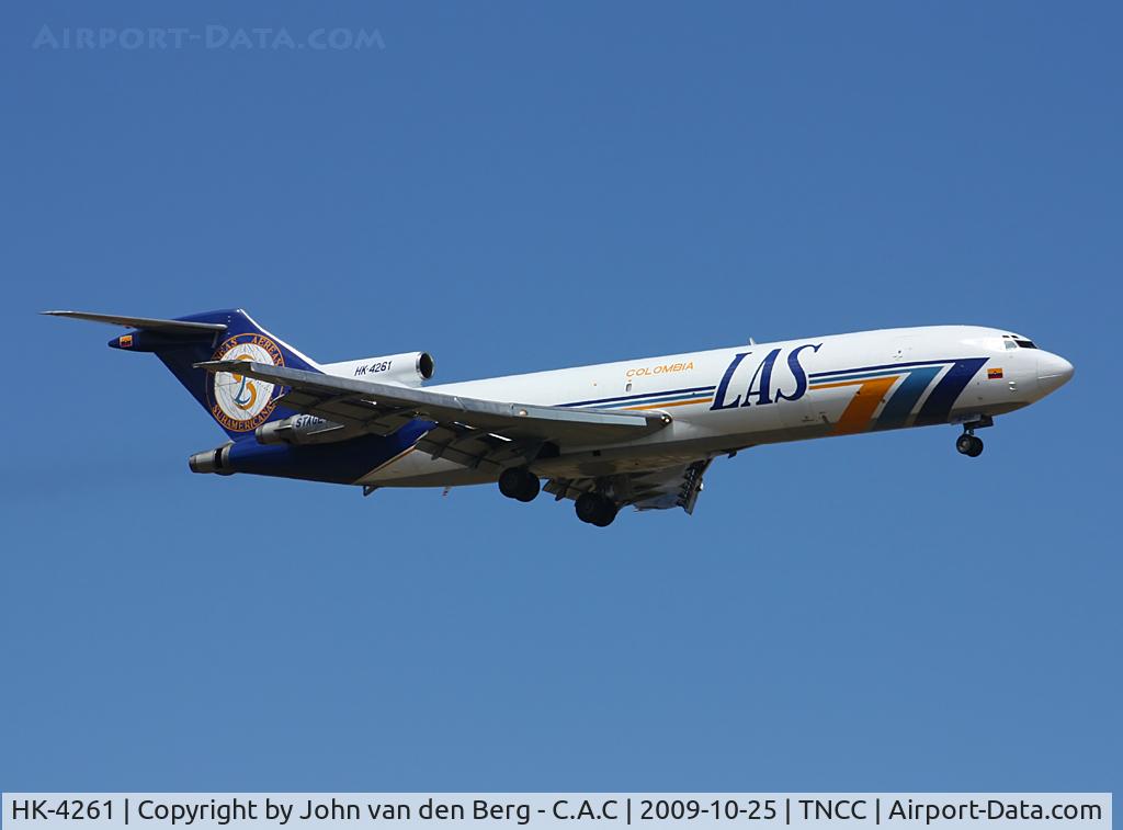 HK-4261, 1975 Boeing 727-251F C/N 21156, Lineas Aereas Suramericanas ( LAS ) Boeing 727-251(Adv)(F) (21156/1170) @ TNCC /CUR