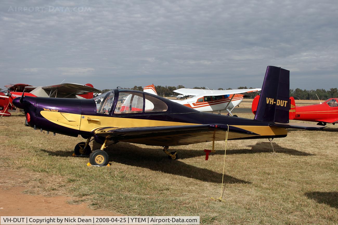 VH-DUT, 1962 Orlican L-40 Meta Sokol C/N 150602, YTEM