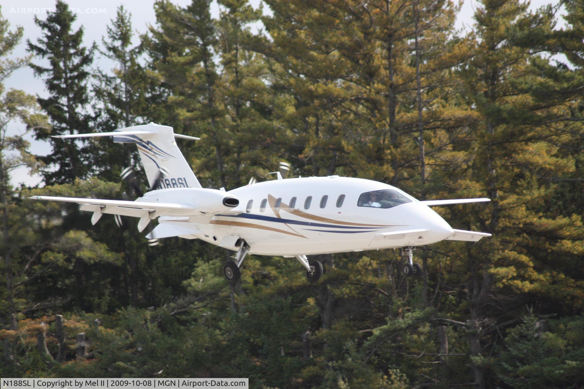 N188SL, 2008 Piaggio P-180 Avanti II C/N 1174, VNR188 - KGRB-KMGN - Landing RWY 28