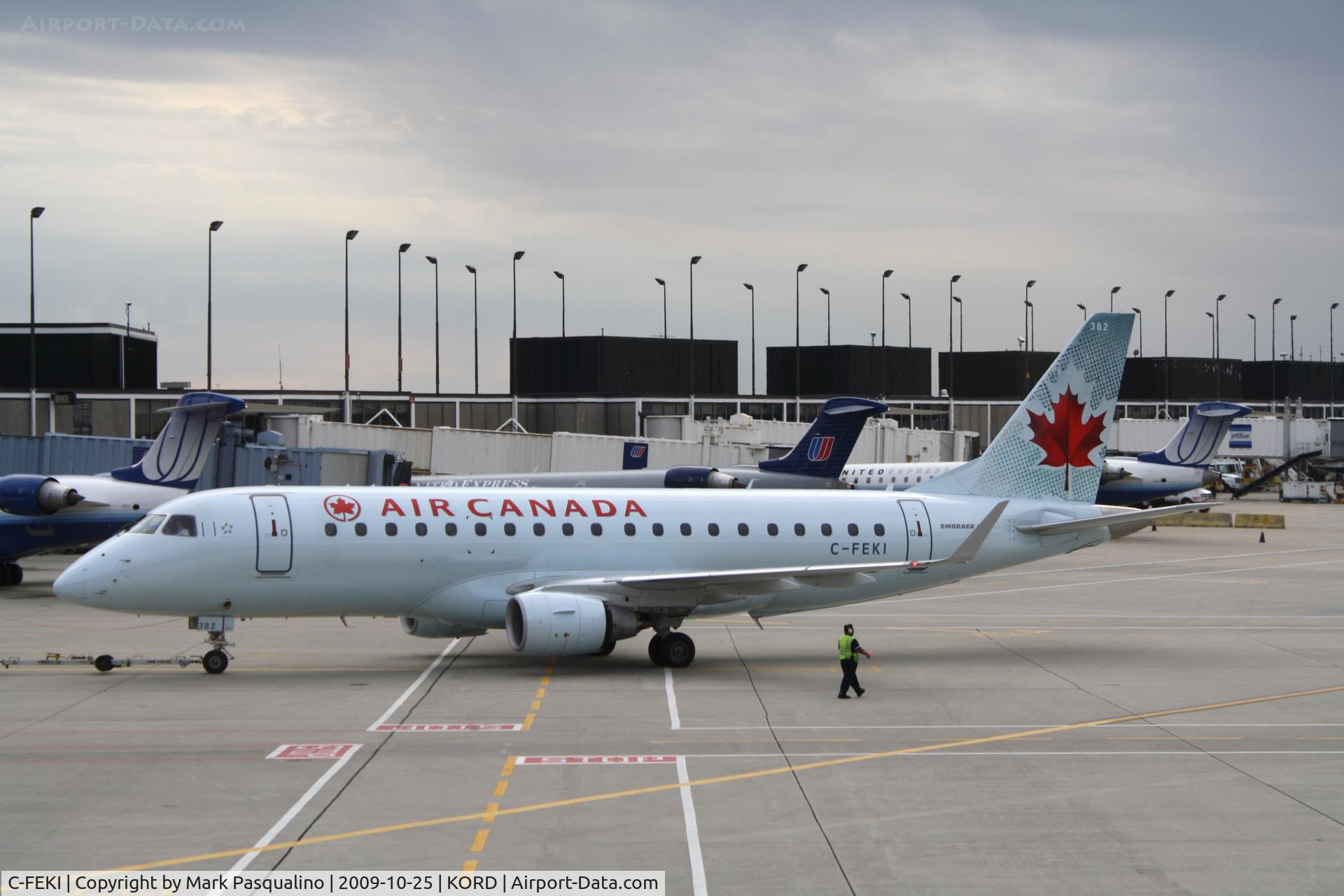 C-FEKI, 2005 Embraer 175SU (ERJ-170-200SU) C/N 17000103, ERJ 170-200 SU