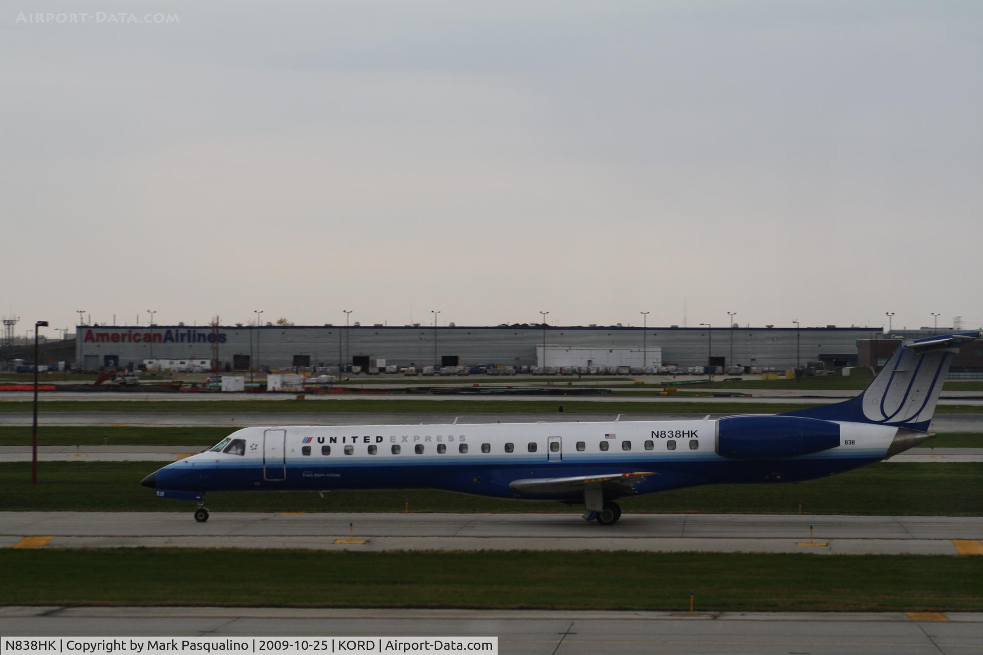 N838HK, 2000 Embraer ERJ-145LR (EMB-145LR) C/N 145321, EMB-145LR