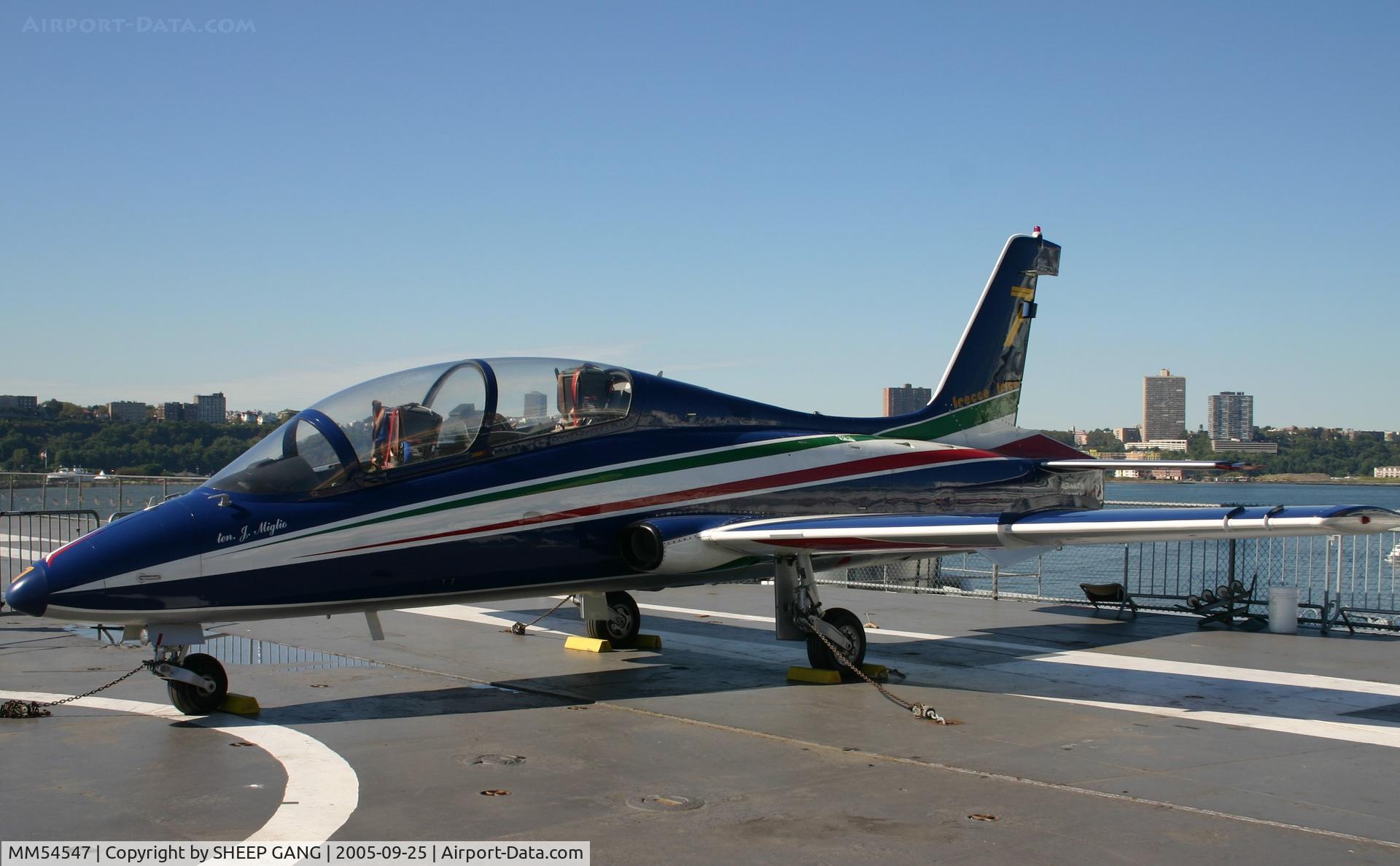 MM54547, Aermacchi MB-339A C/N 6768/163/AA079,  313° Gruppo Addestramento Acrobatico Frecci Tricolors