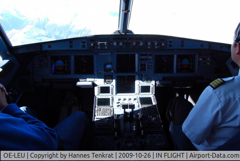 OE-LEU, 2006 Airbus A320-214 C/N 2902, flyNIKI Airbus A320 in flight over Austria with Captain Niki Lauda