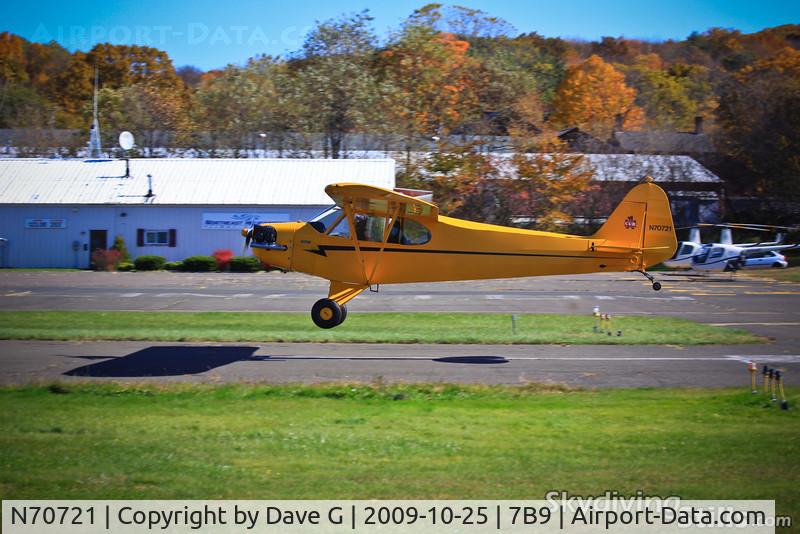 N70721, Piper J3C-65 Cub Cub C/N 17759, J3 Cub on short final, Ellington, CT.