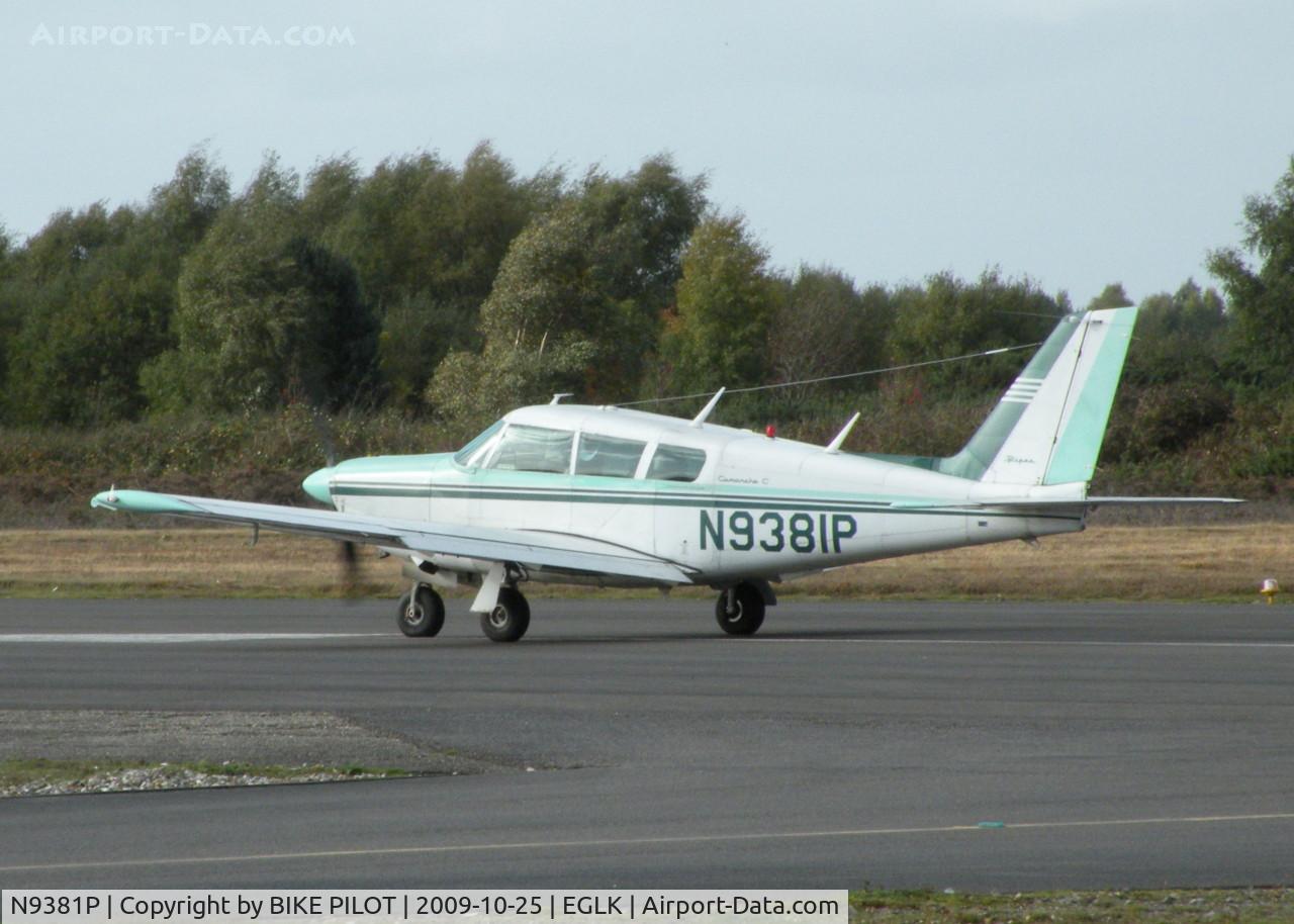 N9381P, 1969 Piper PA-24-260 Comanche B C/N 24-4882, LINING UP RWY 25