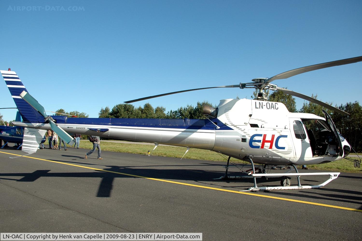 LN-OAC, Aerospatiale AS-350B-2 Ecureuil C/N 2511, Ecureuil helicopter operated by European Helicopter Center in Sandefjord, Norway.