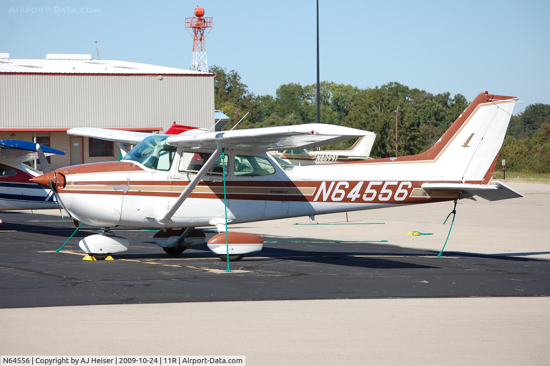 N64556, 1982 Cessna 172P C/N 17275578, N64556 on the ramp at 11R
