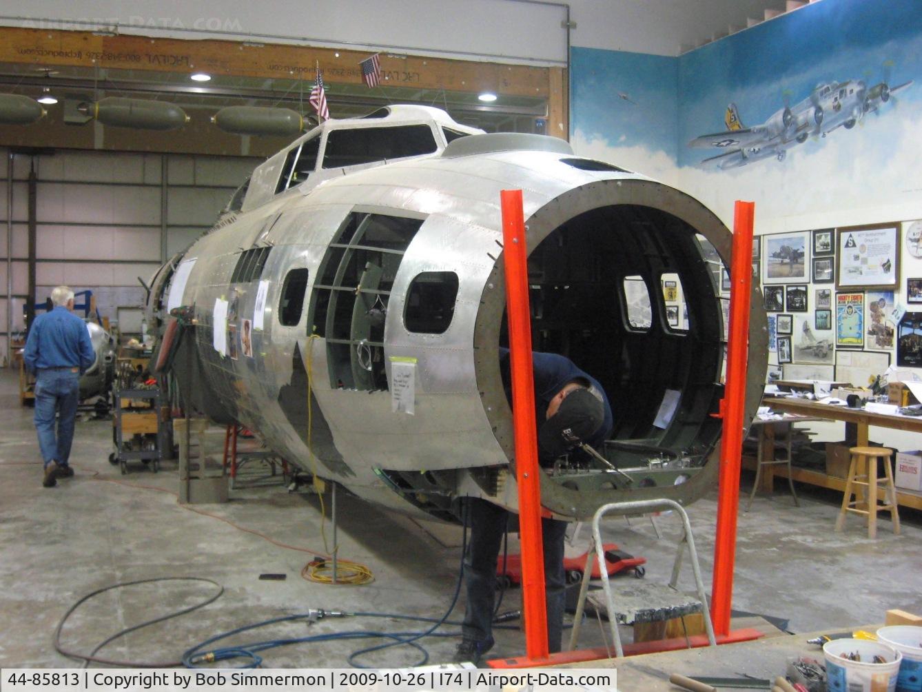 44-85813, 1944 Boeing B-17G Flying Fortress C/N 8722, B-17G restoration at Urbana, Ohio