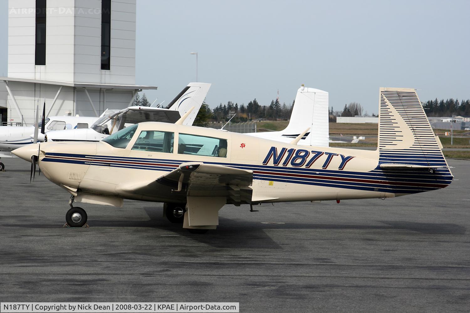 N187TY, 1978 Mooney M20J 201 C/N 24-0652, KPAE