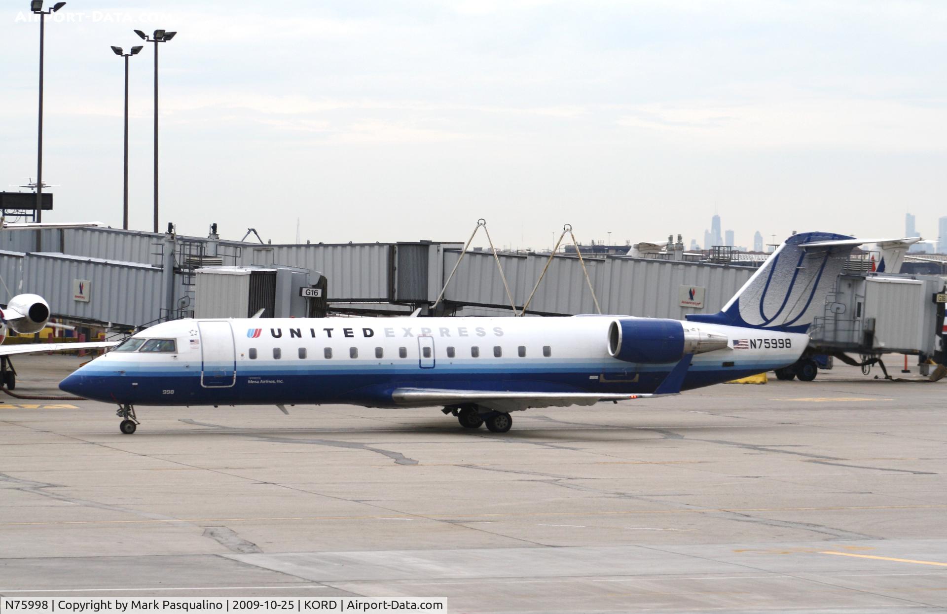 N75998, 1999 Bombardier CRJ-200ER (CL-600-2B19) C/N 7336, CL-600-2B19