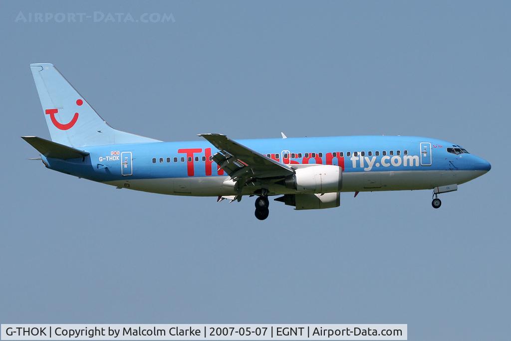 G-THOK, 1997 Boeing 737-36Q C/N 28660, Boeing 737-36Q. On approach to Rwy 07 at Newcastle Airport.