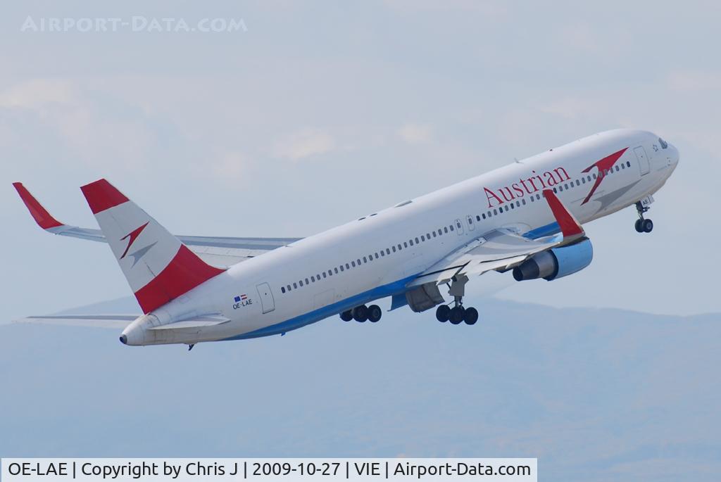 OE-LAE, 2000 Boeing 767-3Z9/ER C/N 30383, Austrian Airlines Boeing 767-3Z9