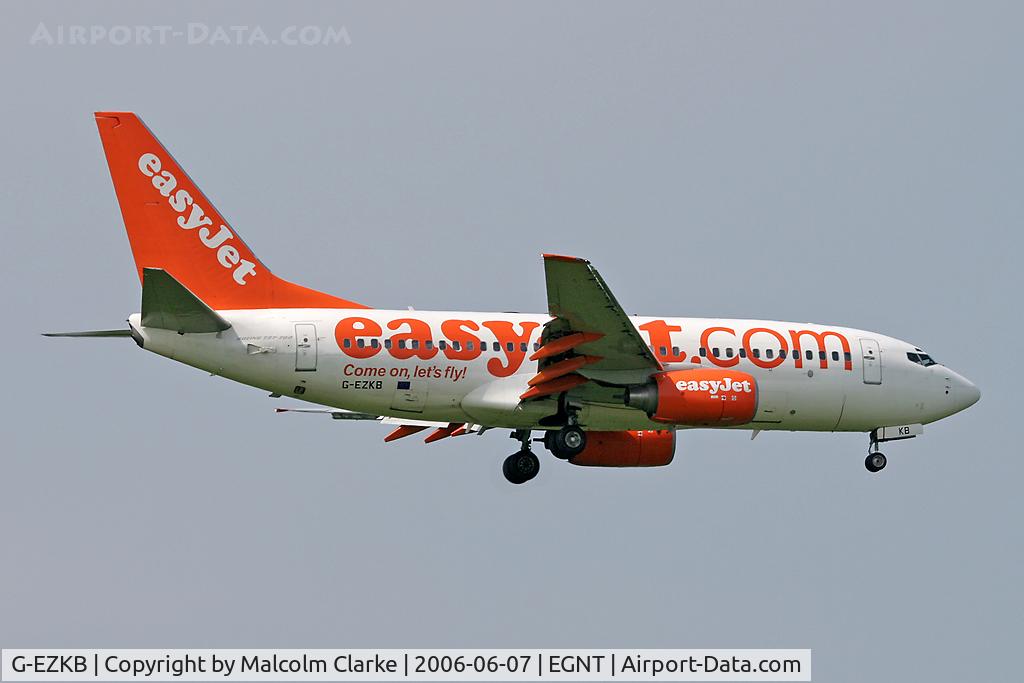 G-EZKB, 2003 Boeing 737-73V C/N 32423, Boeing 737-73V. On approach to Rwy 07 at Newcastle Airport.