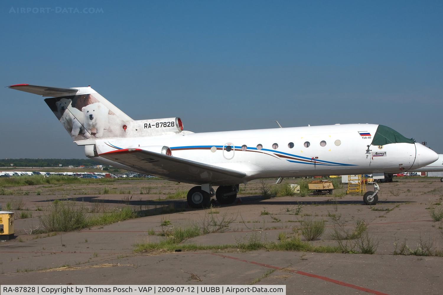 RA-87828, Yakovlev Yak-40 C/N 9242024, Rusjet