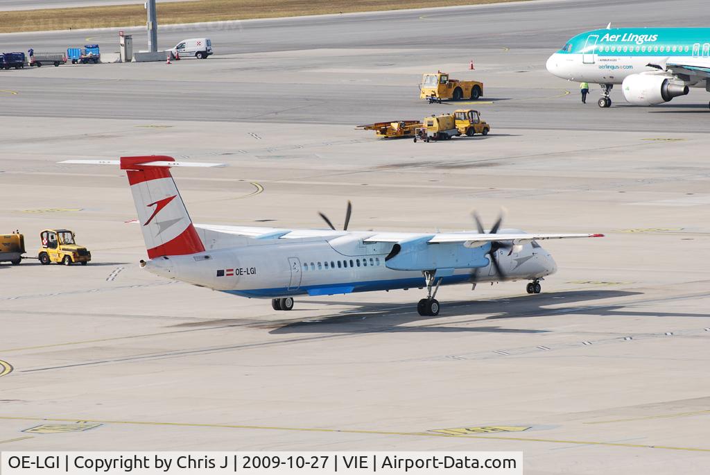 OE-LGI, 2004 De Havilland Canada DHC-8-402Q Dash 8 C/N 4100, Austrian arrows DHC-8-402
