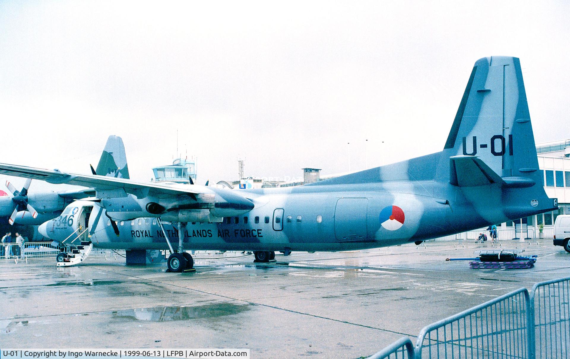 U-01, 1995 Fokker 60UTA-N C/N 20321, Fokker 60UTA-N of the KLu at the Aerosalon 1999, Paris