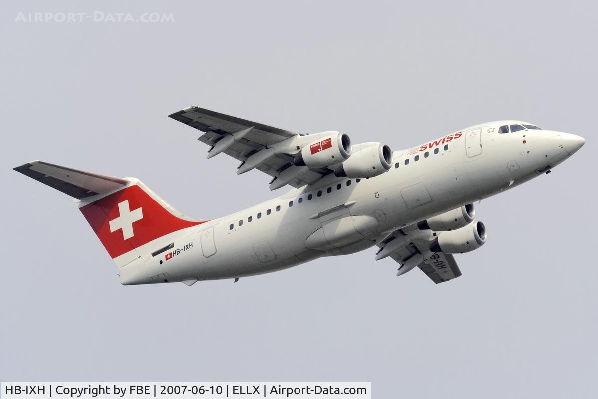 HB-IXH, 1993 British Aerospace Avro 146-RJ85 C/N E.2233, climb out while departing ELLX