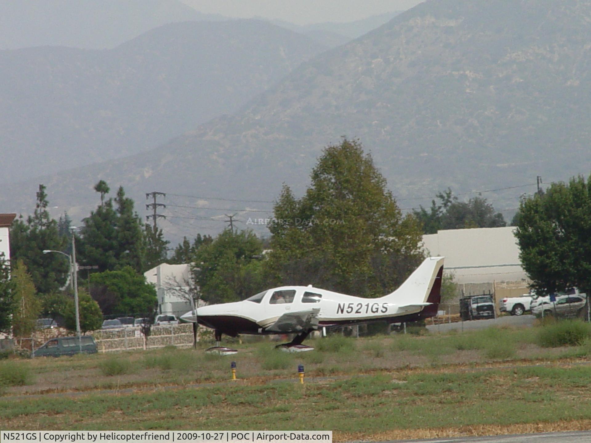 N521GS, 2007 Columbia Aircraft Mfg LC41-550FG C/N 41765, Rolling westbound on 26L