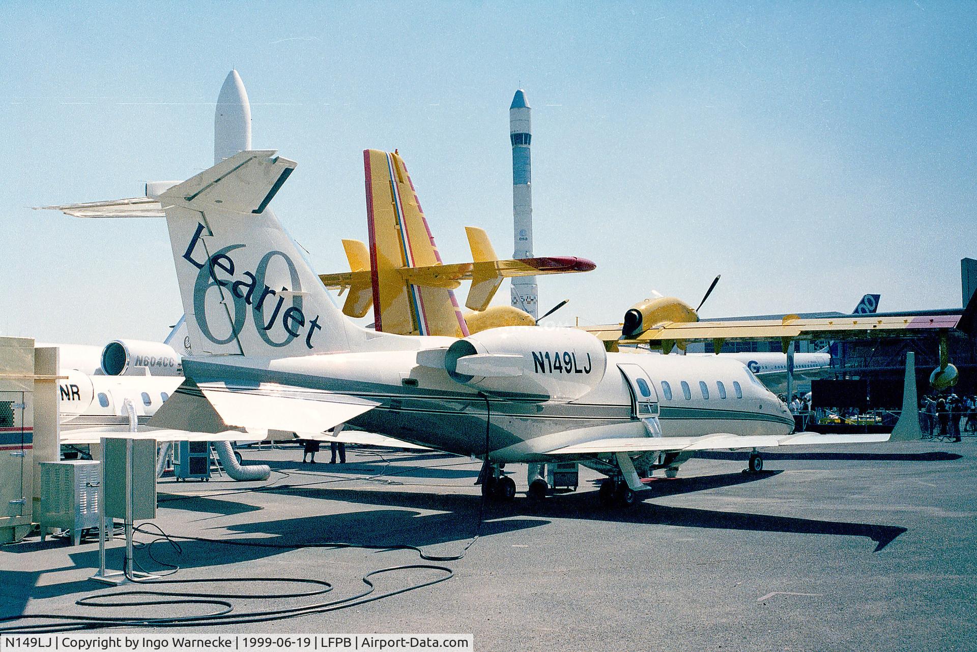 N149LJ, 1999 Learjet 60 C/N 60-149, Learjet 60 at the Aerosalon 1999, Paris