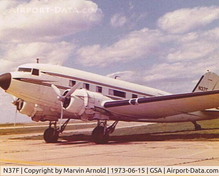 N37F, Douglas DC-3A C/N 6343, DC-3 N37F at old Amon Carter Field FtWorth, TS