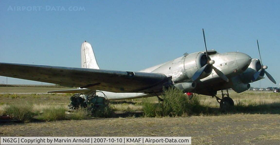 N62G, 1945 Douglas B-23 Dragon C/N 2724, Douglas C-67/B-23 boneyard CAF Midland, TX