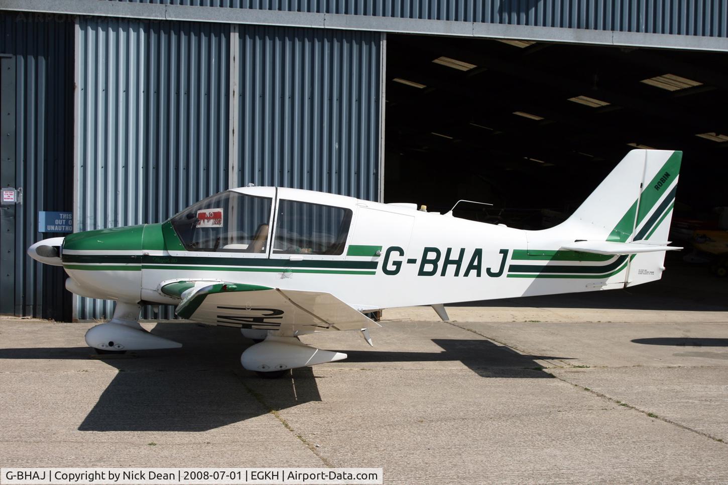 G-BHAJ, 1979 Robin DR-400-160 Chevalier C/N 1430, EGKH