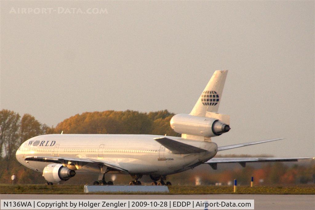 N136WA, 1982 McDonnell Douglas DC-10-30 C/N 47844, Take off into sundown