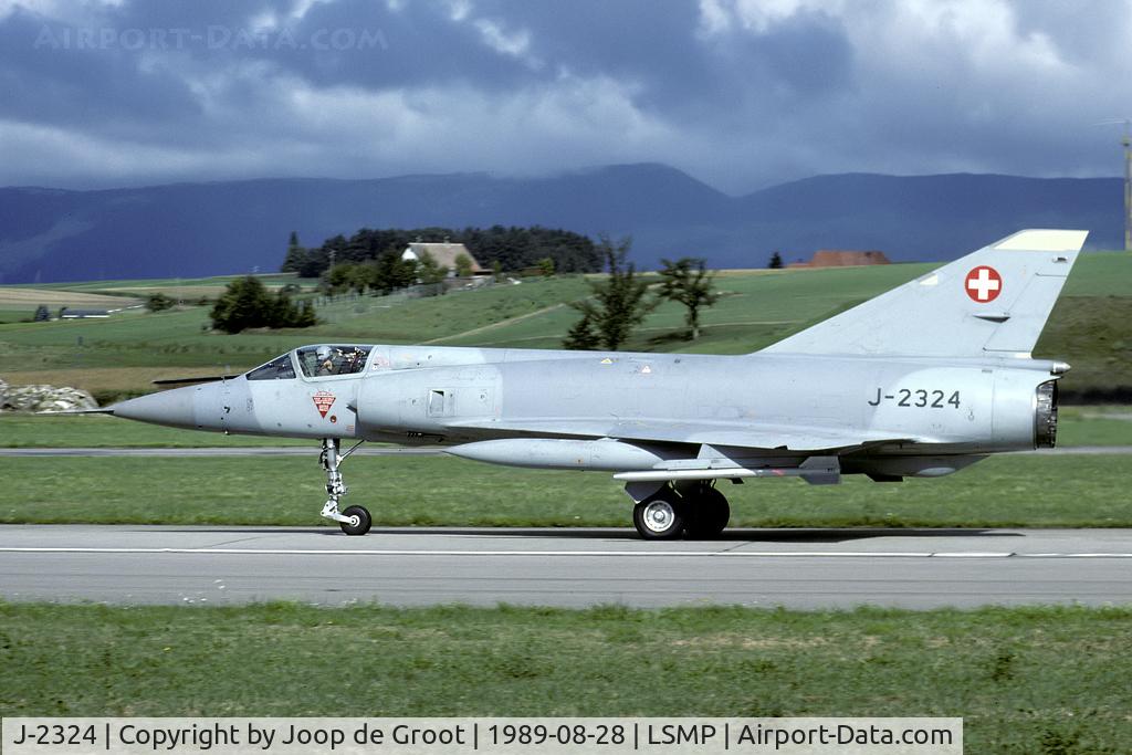 J-2324, Dassault (F+W Emmen) Mirage IIIS C/N 17-26-122/1014, In 1989 most Mirage had not been fitted with canards yet, but the majority of the Mirage fleet were already in the new grey colour scheme.