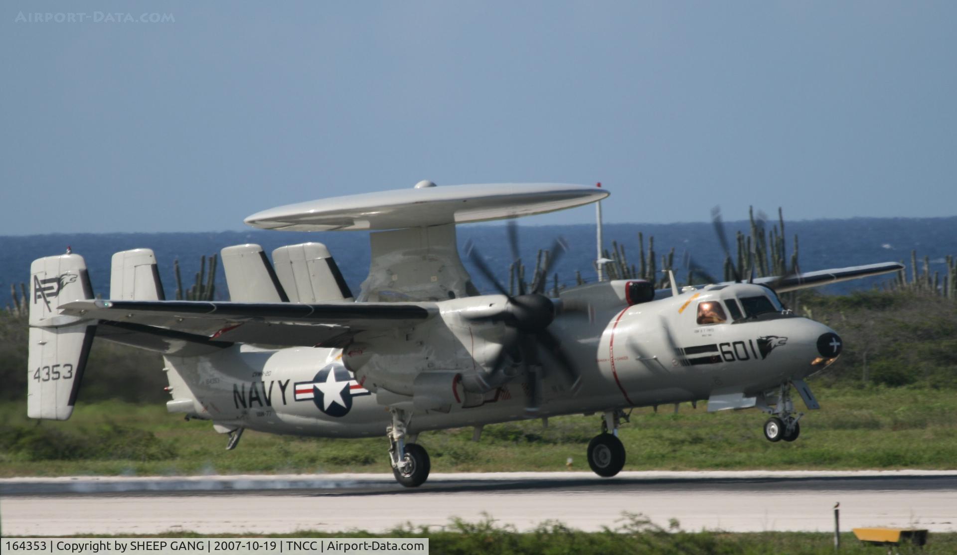 164353, Grumman E-2C Hawkeye Group 2 C/N A146, landing at Tncc