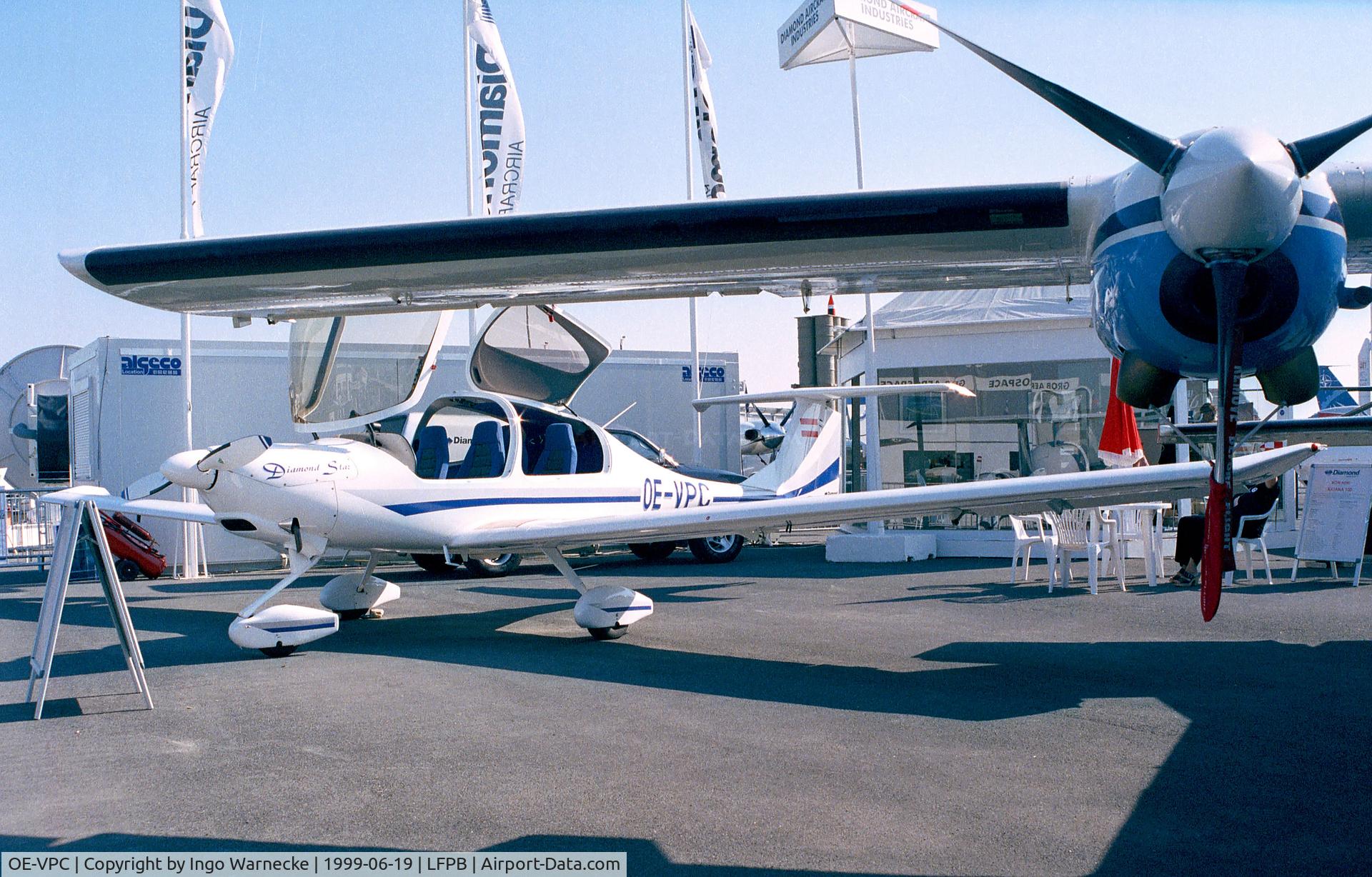 OE-VPC, 1997 Diamond DA-40 Diamond Star C/N 40.001, Diamond (HOAC) DA-40 Diamond Star prototype at the Aerosalon 1999, Paris